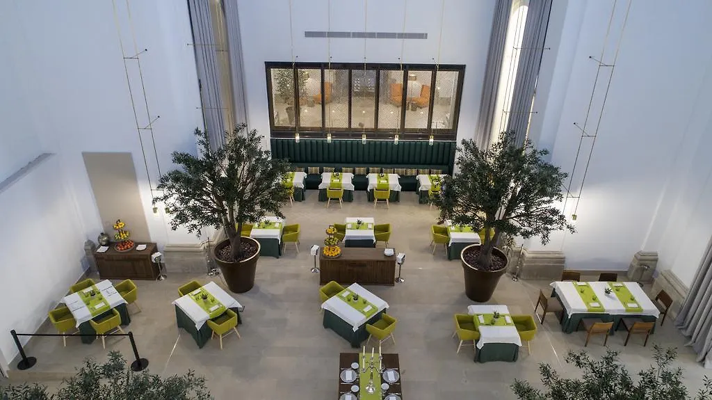 Parador Del Roser De Лерида 4*,